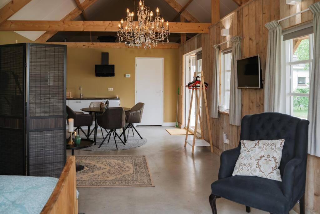 Vila De Os Aan De Dijk Grafhorst Exteriér fotografie